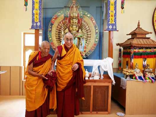 H.H Dalai Lama Teaching